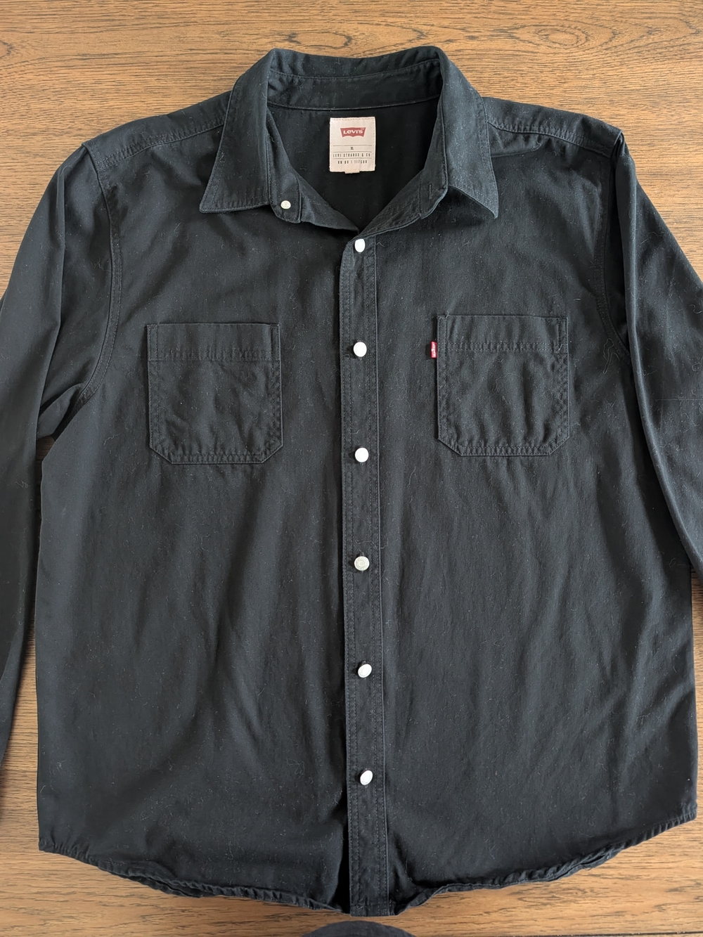 Levi's Black Men's Long-Sleeve Casual Button-Down Shirt